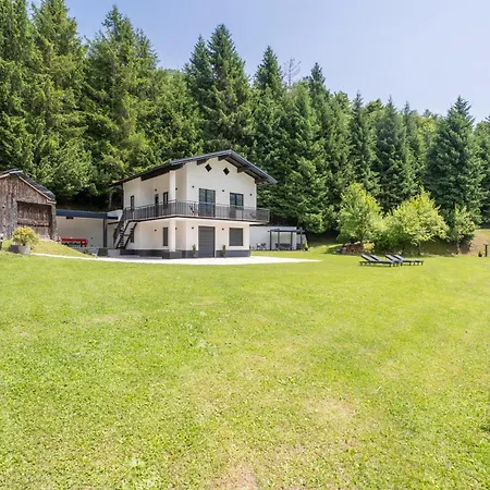 Ledro With Garden And Private Dock * Molina di Ledro