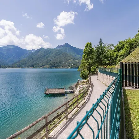 Ledro With Garden And Private Dock Villa